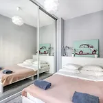 Aparthotel Night Gieldowa Warschau