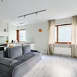 Night Gieldowa Aparthotel 4*