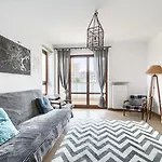 Night Gieldowa Aparthotel 4*
