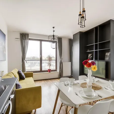 Aparthotel Night Gieldowa 4*