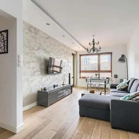 Night Gieldowa Apart Otel 4*