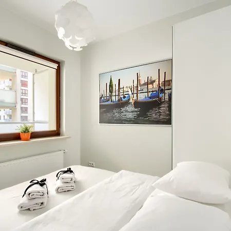 Apart Otel Night Gieldowa 4*